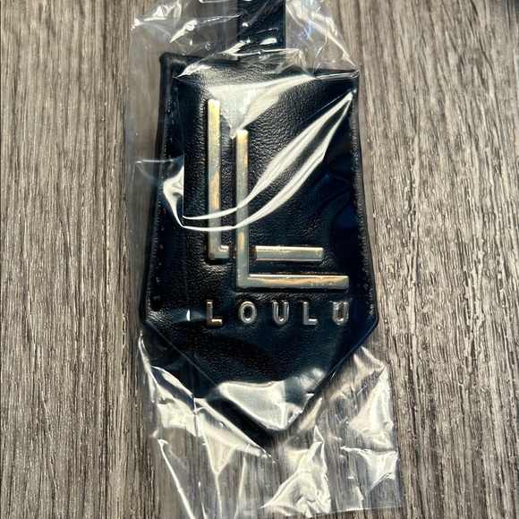 Loulu Woven Handbag Purse with Shoulder Strap - Picture 4 of 8